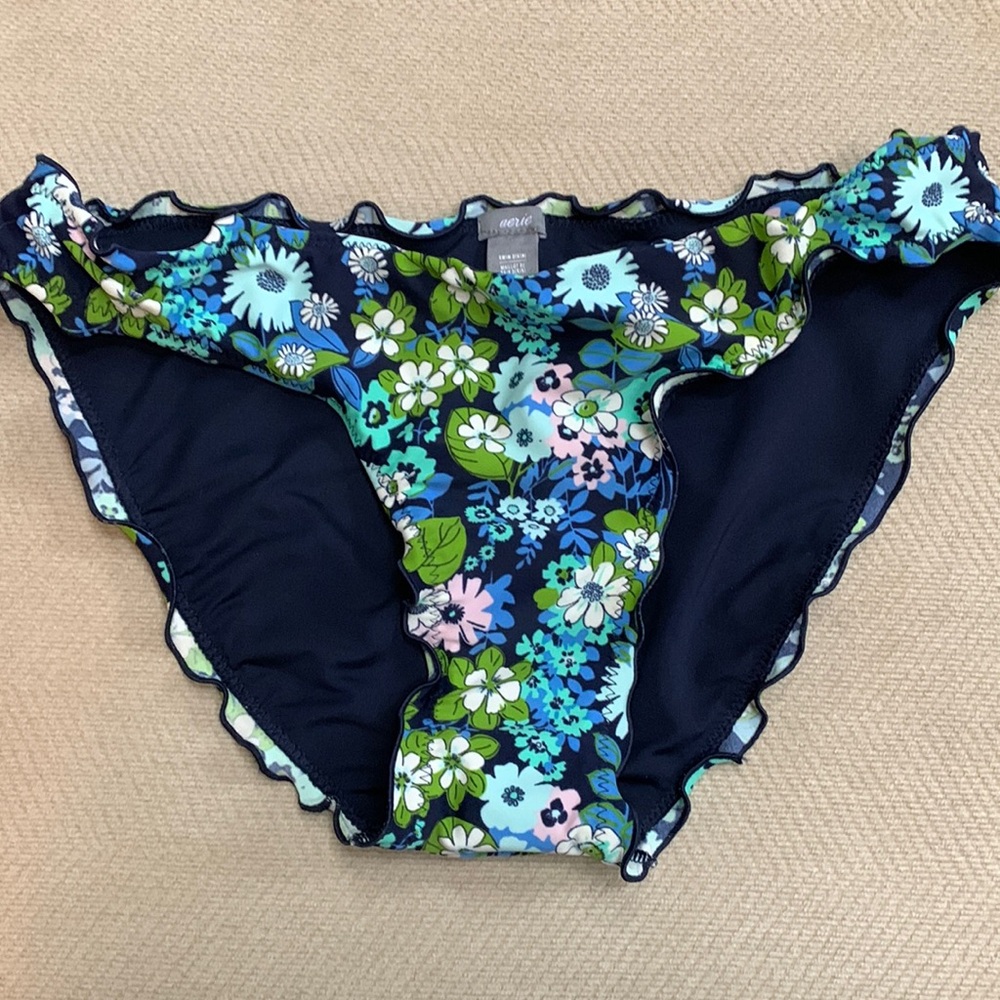 New aerie floral bikini bottom size S/P